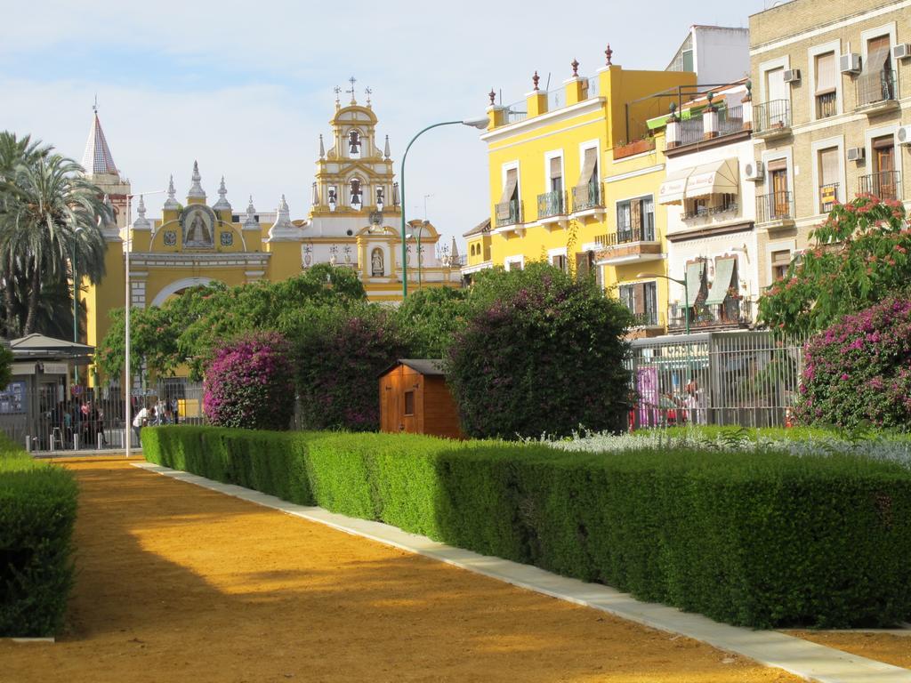 Luxury Apartment Plus Ultra Sevilla Bagian luar foto