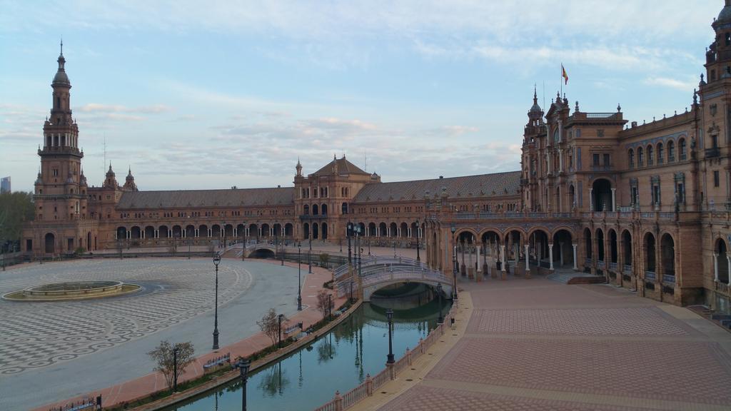 Luxury Apartment Plus Ultra Sevilla Bagian luar foto