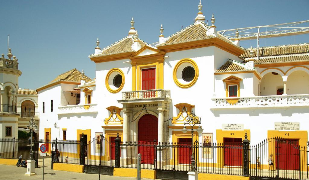 Luxury Apartment Plus Ultra Sevilla Bagian luar foto