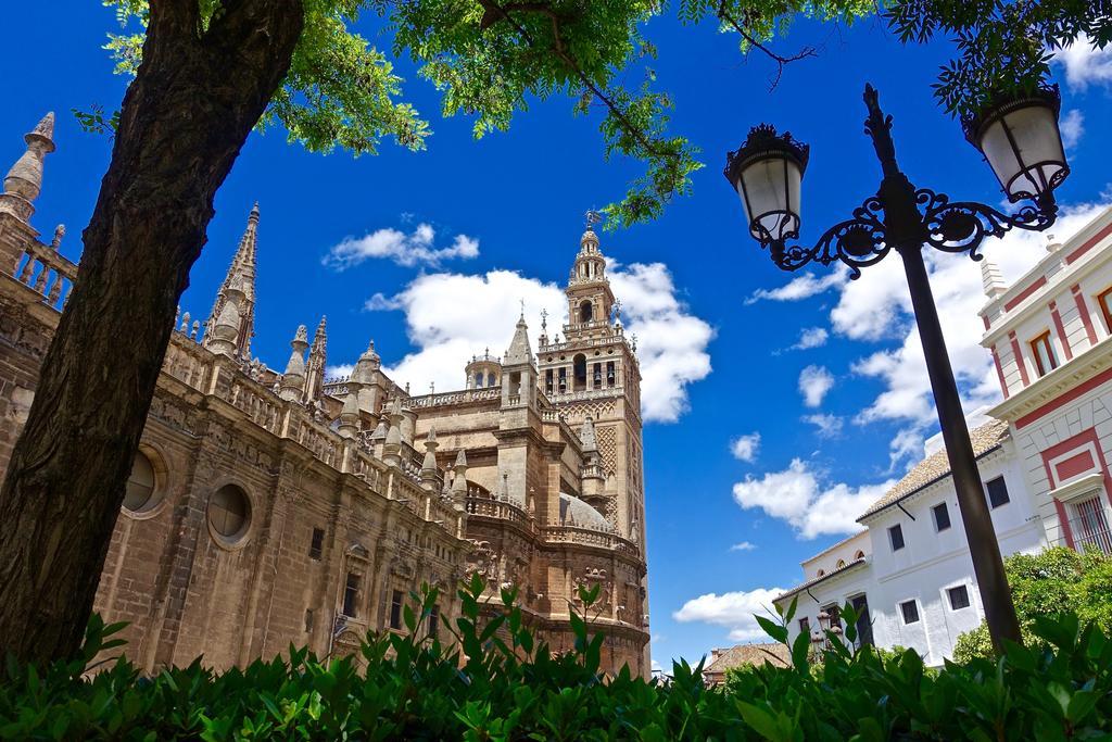 Luxury Apartment Plus Ultra Sevilla Bagian luar foto